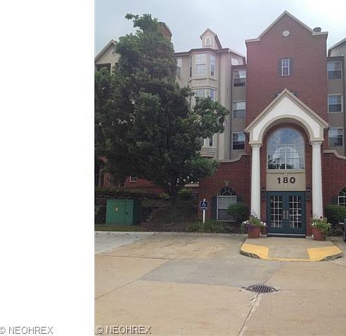 1st image of 180 Fox Hollow Dr APT 111