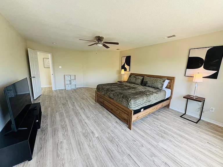 5615 Andalusia Trl — Photo 22