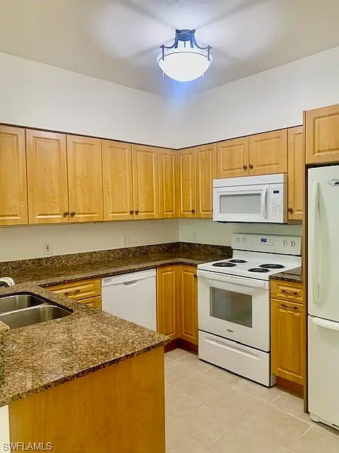 1 bed, 1.0 bath, 765 sqft, $1,650 — Photo 2