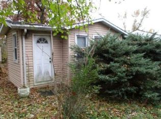 3901 Liverpool Rd, Lake Station, IN 46405