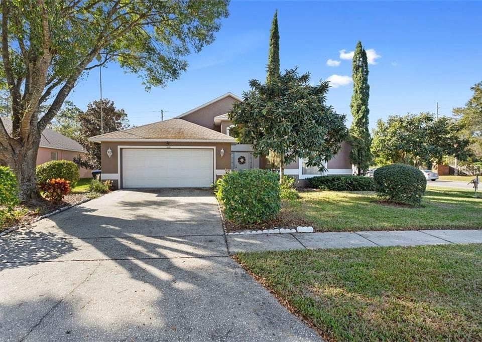 1st image of 4030 Maplegrove Dr #2