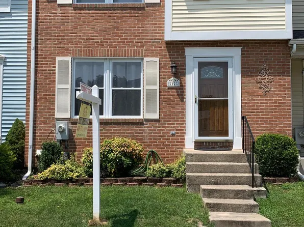 12 Offspring Ct, Perry Hall, MD 21128