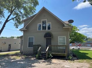 2016 SW 10th Ave, Topeka, KS 66604