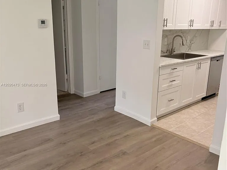 8753 NW 39th St #8753 — Photo 5