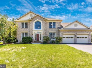 8221 Glen Heather Dr, Frederick, MD 21702