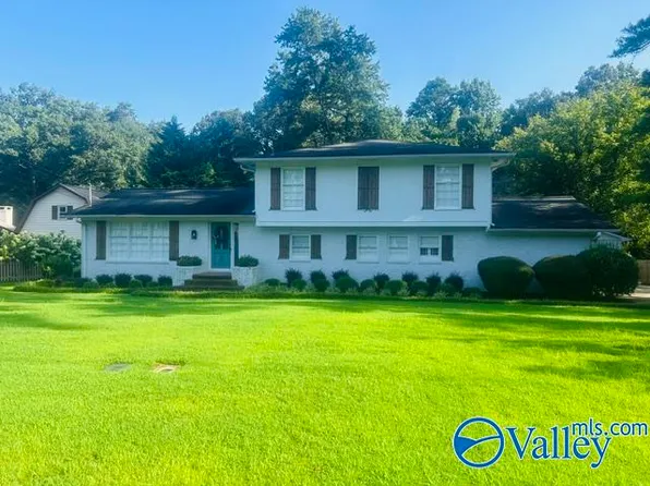 609 Benham Ave, Scottsboro, AL 35768