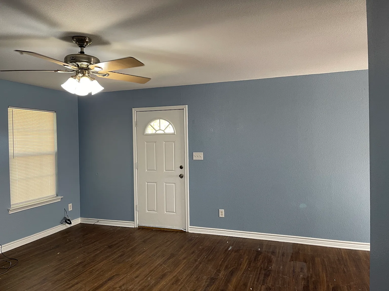 806 S Charles Street — Photo 4