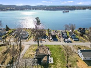 200 Narragansett Ave, Lanesborough, MA 01237