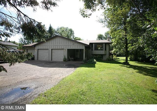 1st image of 4010 Wildwood Dr NE