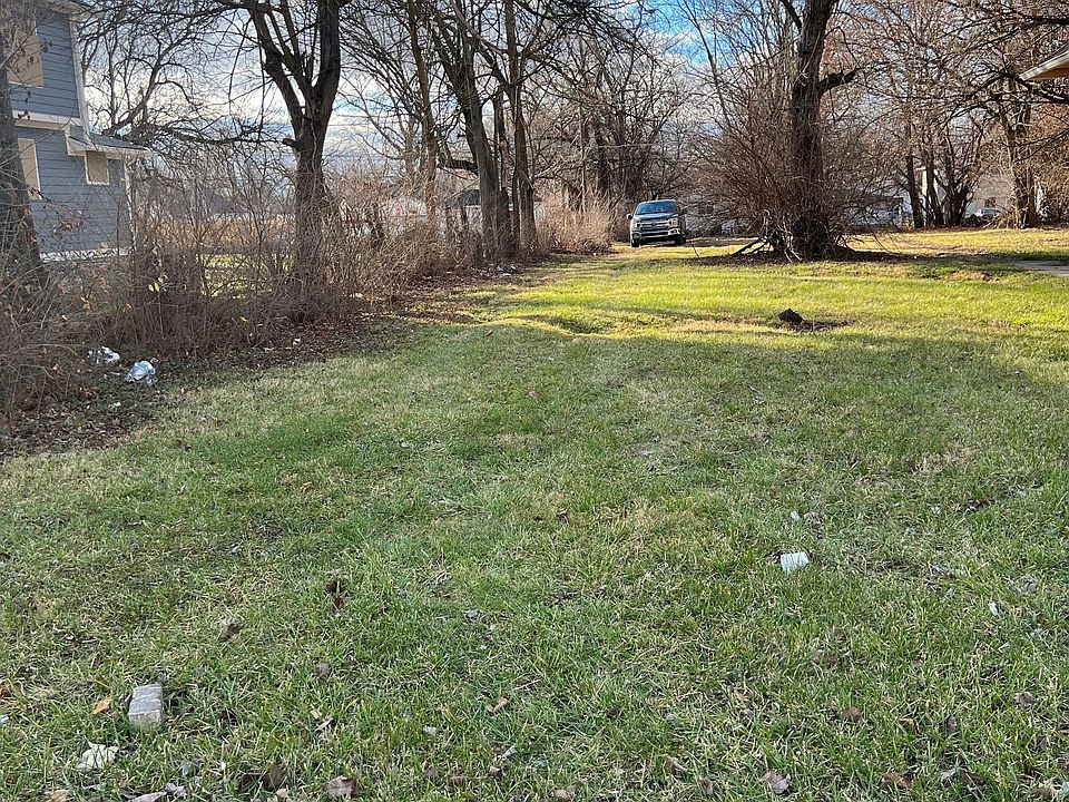 1st image of 2900 N Sherman Dr