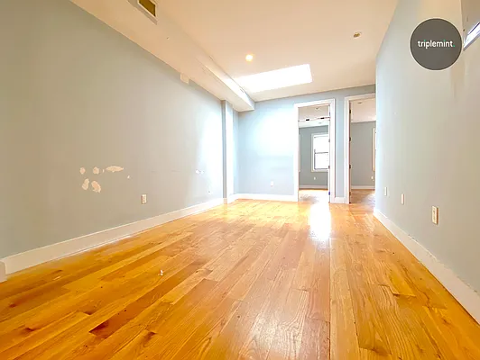 Rented by Triplemint | media 14