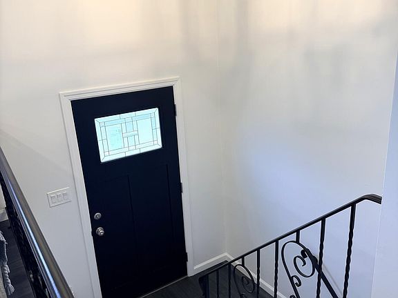 4th image of 2133 Bridge Ave