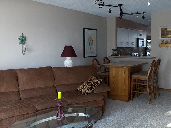 Living/Dining Room to Kitchen