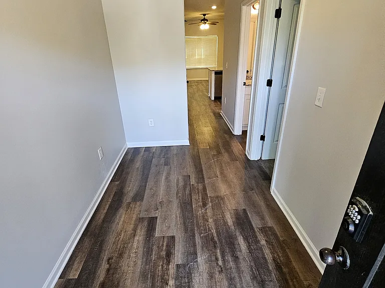 3004 Bayrose Cir #102B — Photo 9