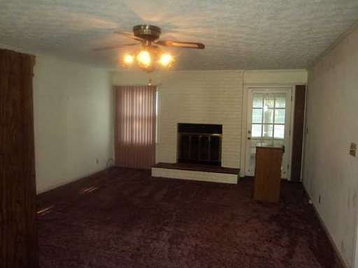 4th image of 5008 Southgate Dr