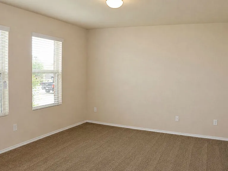 3610 Loma Gaile Ln — Photo 5