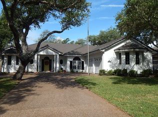 402 Cherry Hls, Rockport, TX 78382