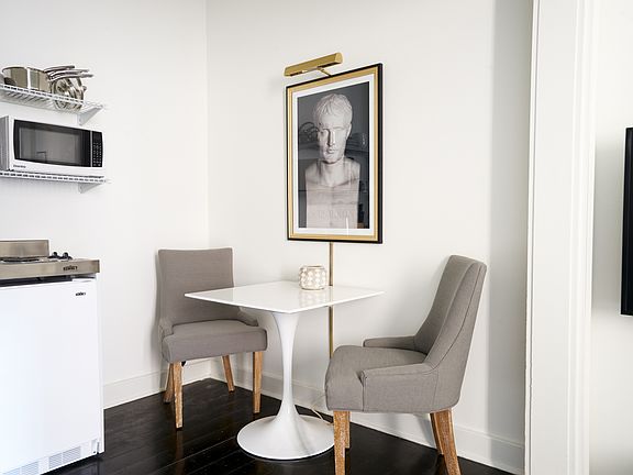 3rd image of 508 Chartres St #306