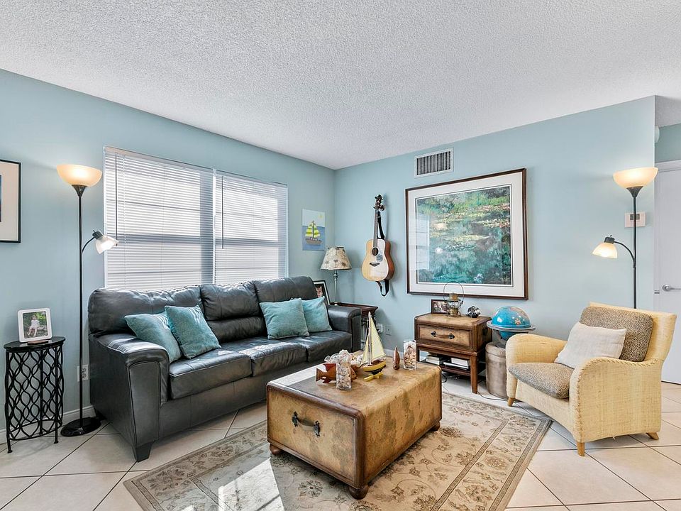 1st image of 457 Tallwood St Unit 303