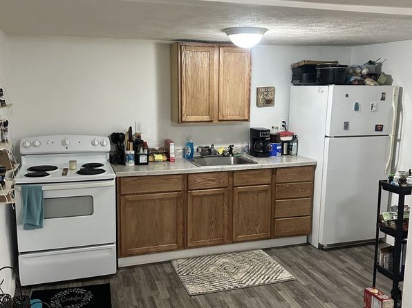 22 Fairlawn Ave, Glouster, OH 45732