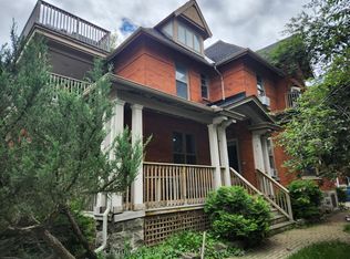 450 Maclaren St #6, Ottawa, ON K1R 5K6