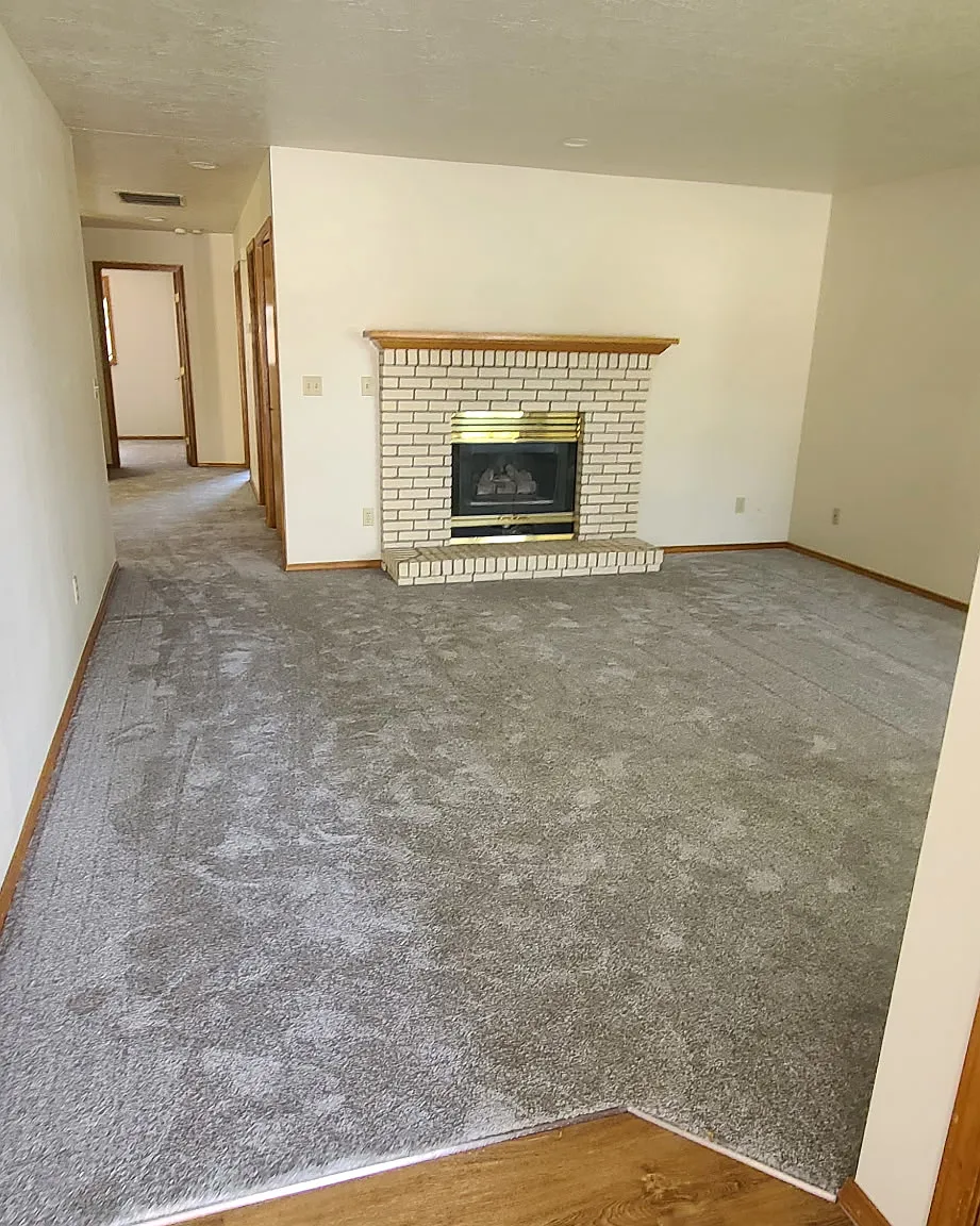 2 bed, 1326 sqft, $1,800 — Photo 2
