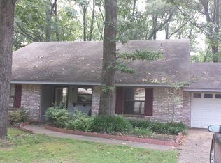 18 Woodbridge Dr, Conway, AR 72034