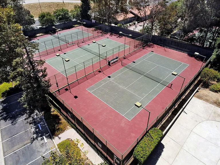 18200 Andrea Cir S #3 — Photo 21