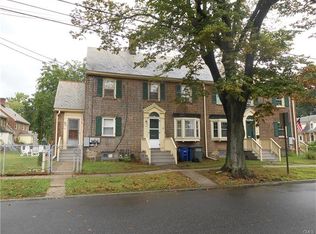 122 Flanders St, Bridgeport, CT 06604