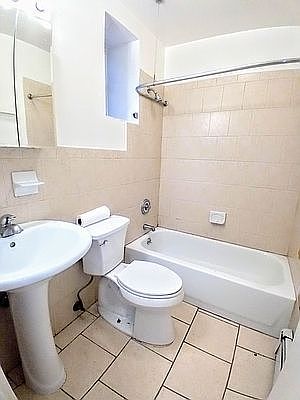 4th image of 2714 Frederick Douglass Blvd APT 4A