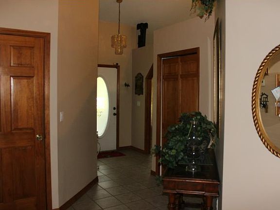 3rd image of 3425 Blossom St