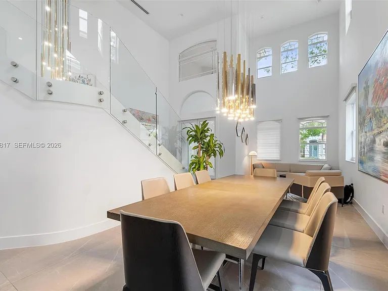 20436 SW 89th Ave — Photo 3