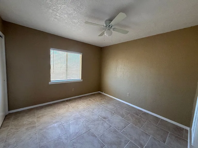 9564 Hondo Rd — Photo 5