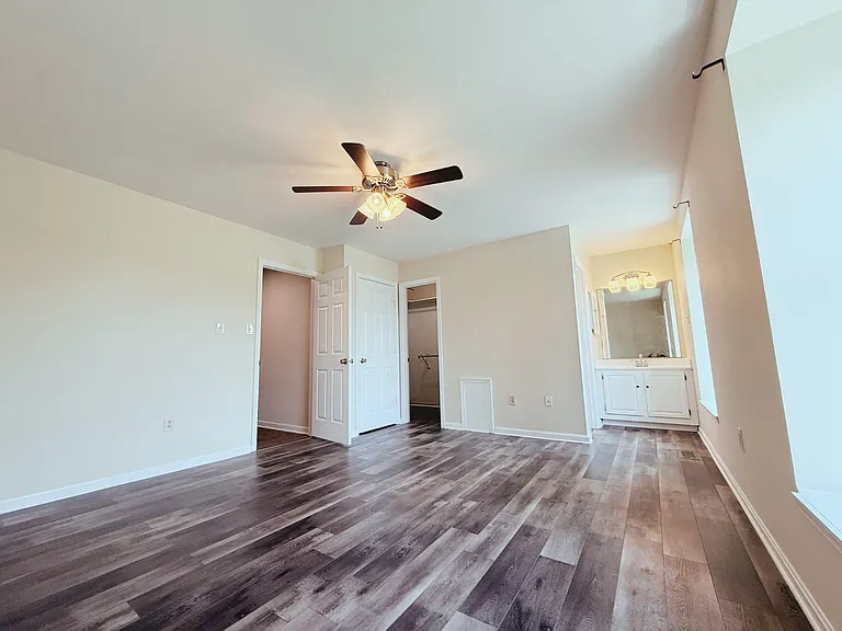 6581 Ewald Ct — Photo 7