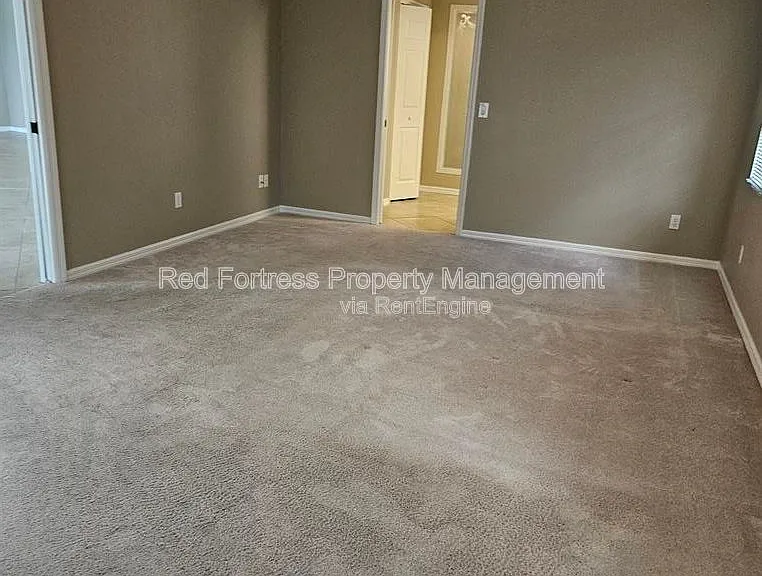 2613 SW 15th Ave — Photo 8