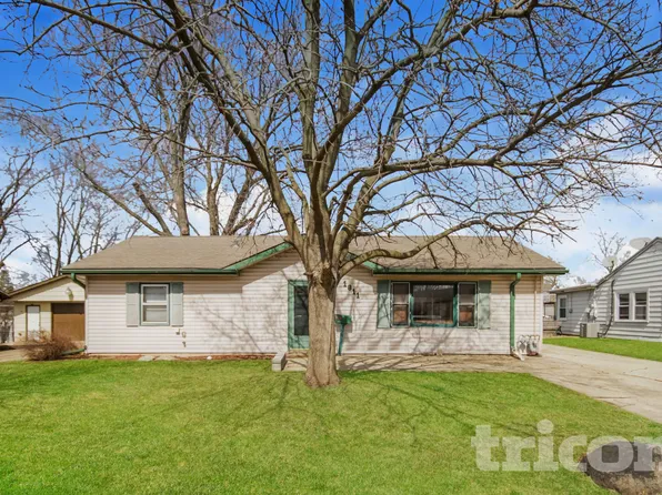 1811 Innercircle Dr, Crest Hill, IL 60403
