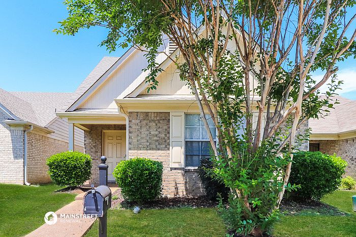 1st image of 7932 Baymeadow Cir S