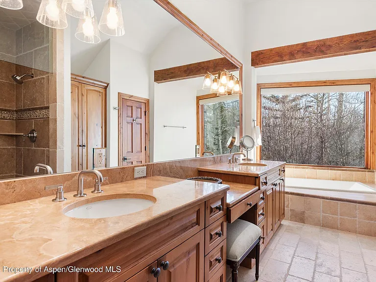 364 Ridge Rd — Photo 21