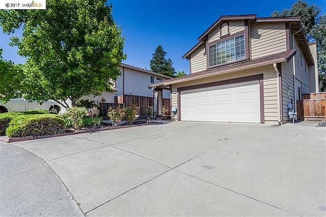 1st image of 2708 Clover Ct