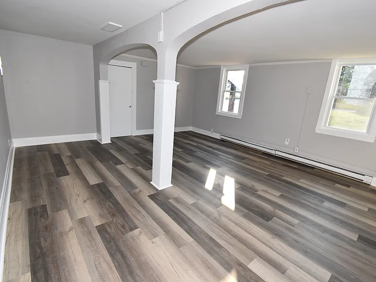 186 W Main St #C — Photo 10