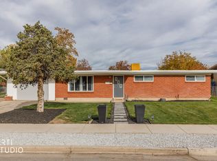 1916 W Gregory Dr, Layton, UT 84041