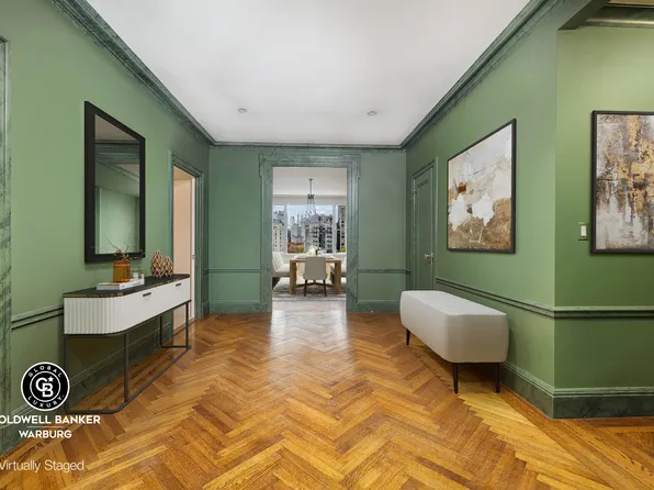 580 Park Avenue image 5 of 19