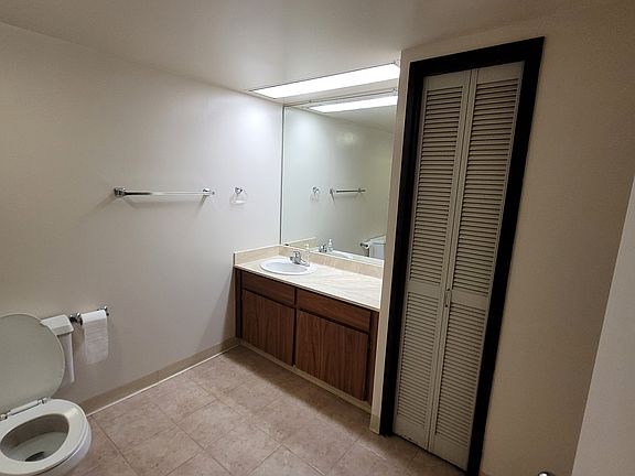 5th image of 5090 Likini St Ph 205