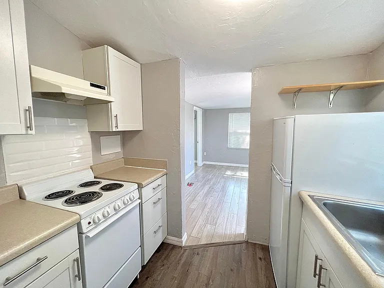 1529 12th St S #A — Photo 9