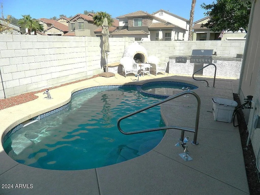 3 bed, 1746 sqft, $2,900 — Photo 2
