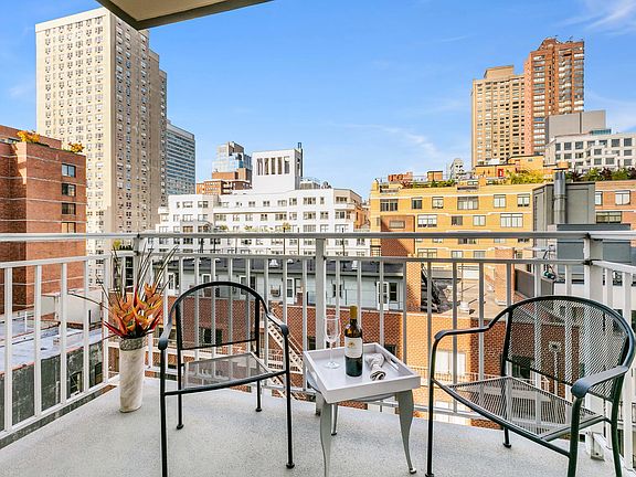 4th image of 515 E 79th St APT 12C