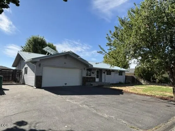 5463 Eastwood Dr, Klamath Falls, OR 97603