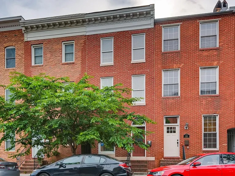 1127 S Hanover St — Photo 3