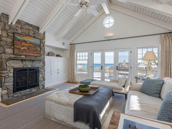 7 Brook Road, Cape Elizabeth, ME 04107