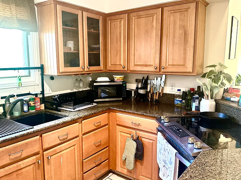 1424 Front 9 Dr #F — Photo 8